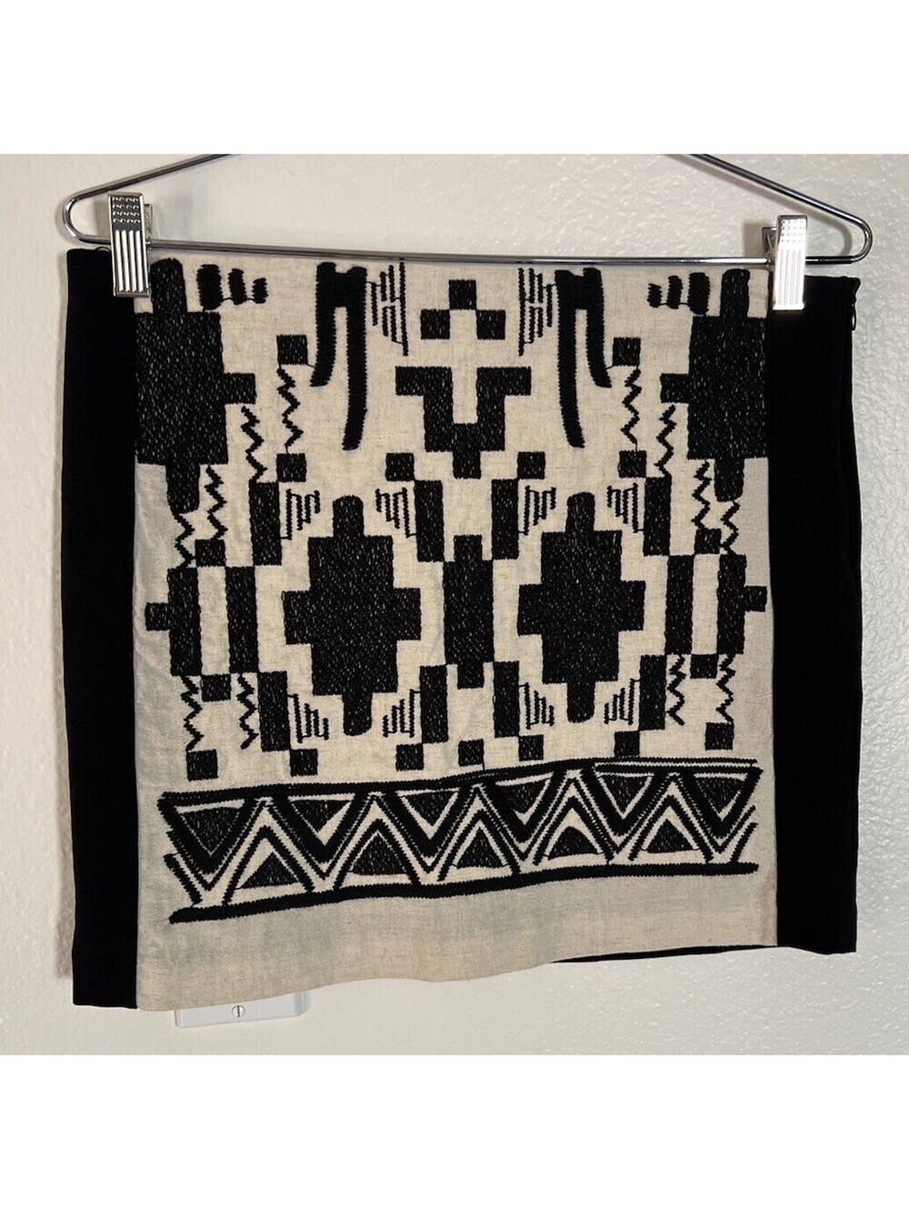 NWOT Zara W&B Collection Embroidered Aztec Knit Mini Skirt Size L Cotton & Linen